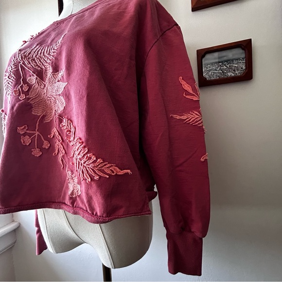 Anthropologie Fern and Floral Appliqué Embroidered Pink Crewneck Sweatshirt M - Picture 2 of 10